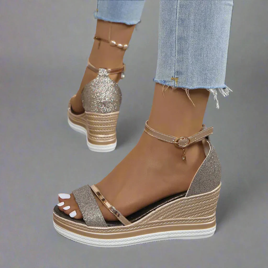 Women's Platformed Sandals - Classic Fit