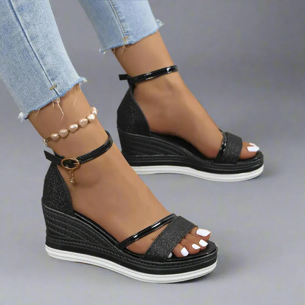 Women's Platformed Sandals - Classic Fit