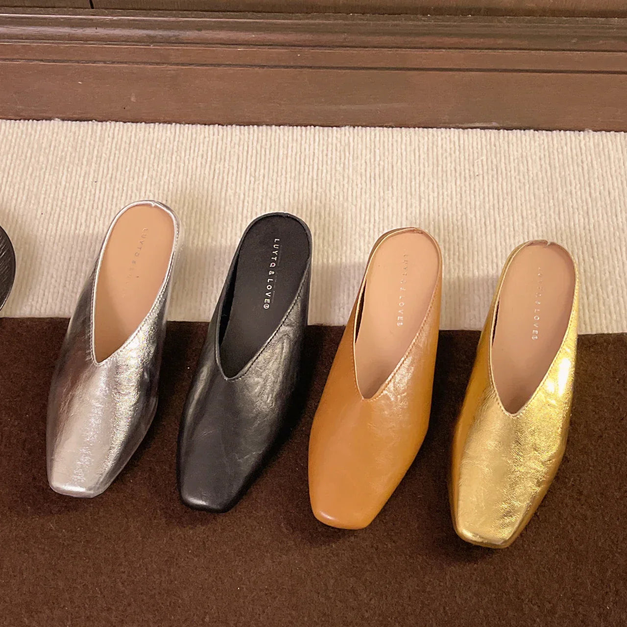 Women’s Slip-On Flat Shoes - Low Heel Square Toe Everyday Wear