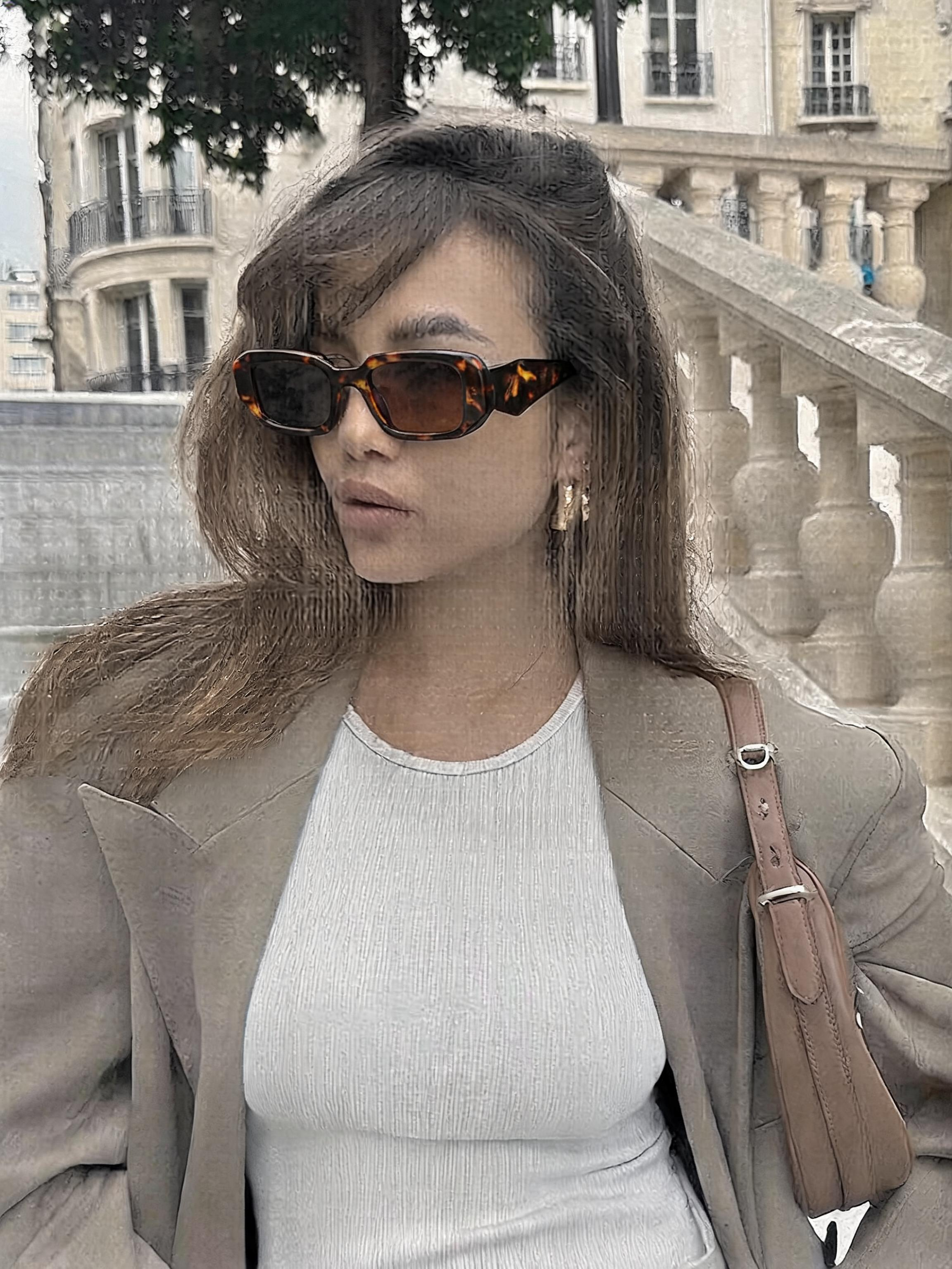 Unisex Trendy Sunglasses - Causal Polarized Glasses For Everyday Wear