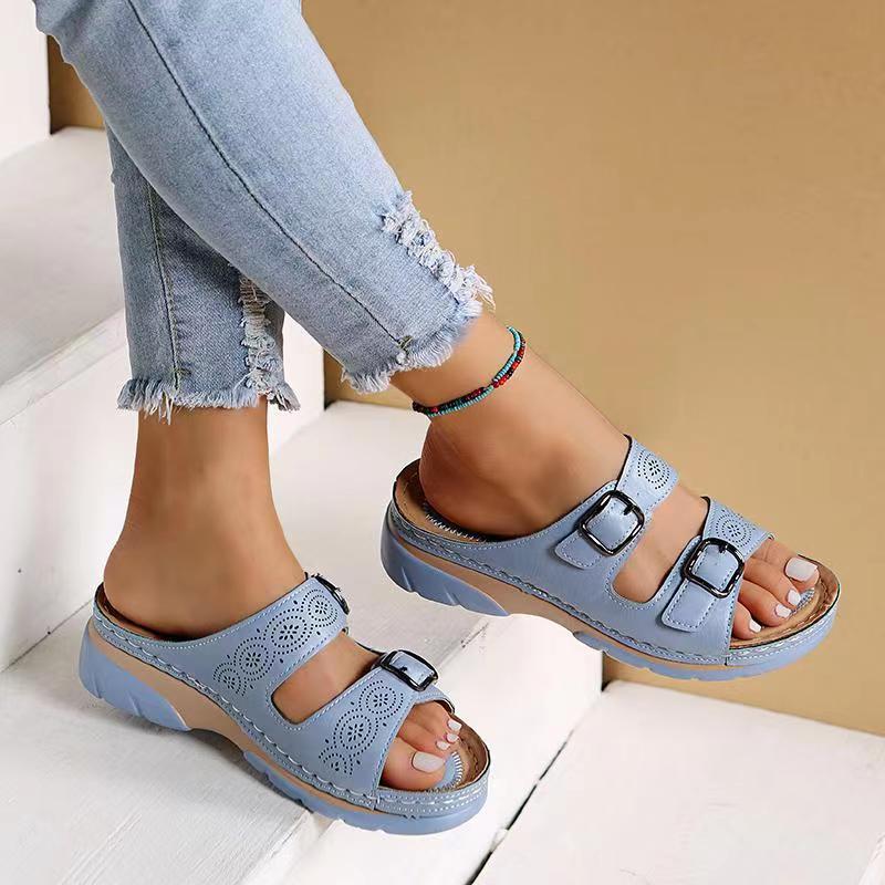 Women’s Buckle Strap Sandals | Adjustable Straps and Contoured Sole