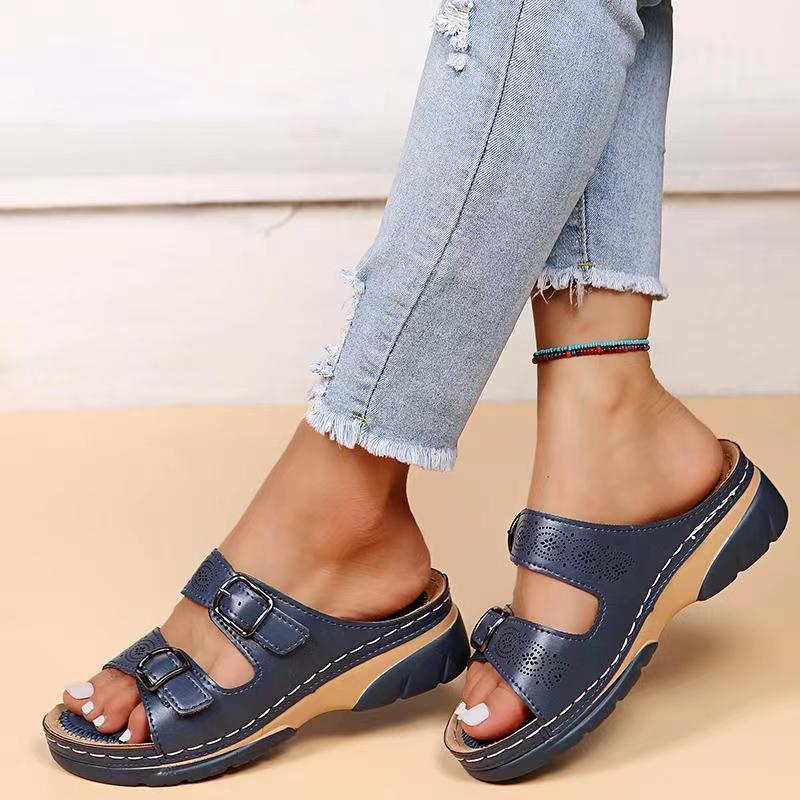 Women’s Buckle Strap Sandals | Adjustable Straps and Contoured Sole
