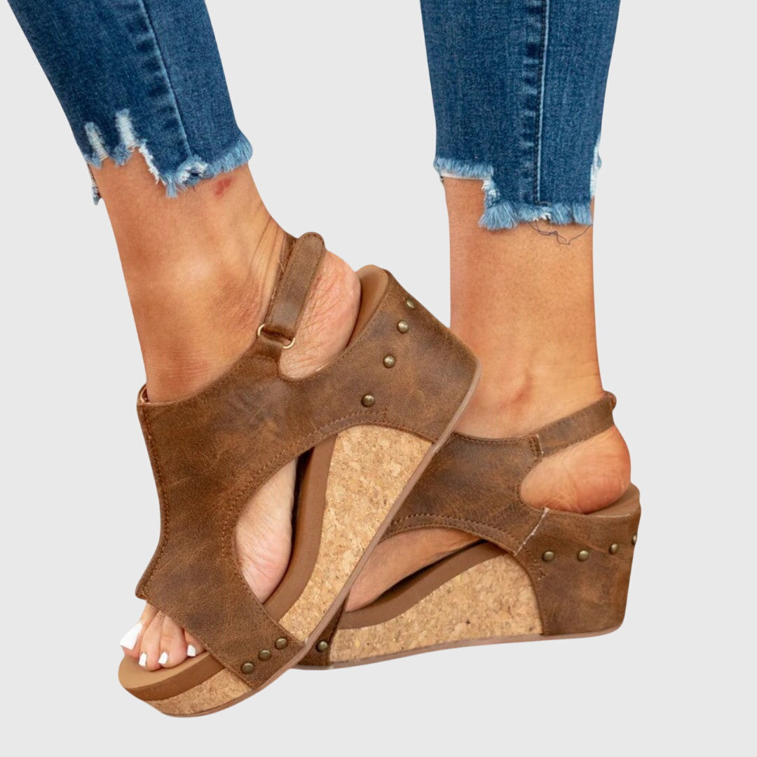 Women’s Comfort Sandals with Cushioned Sole