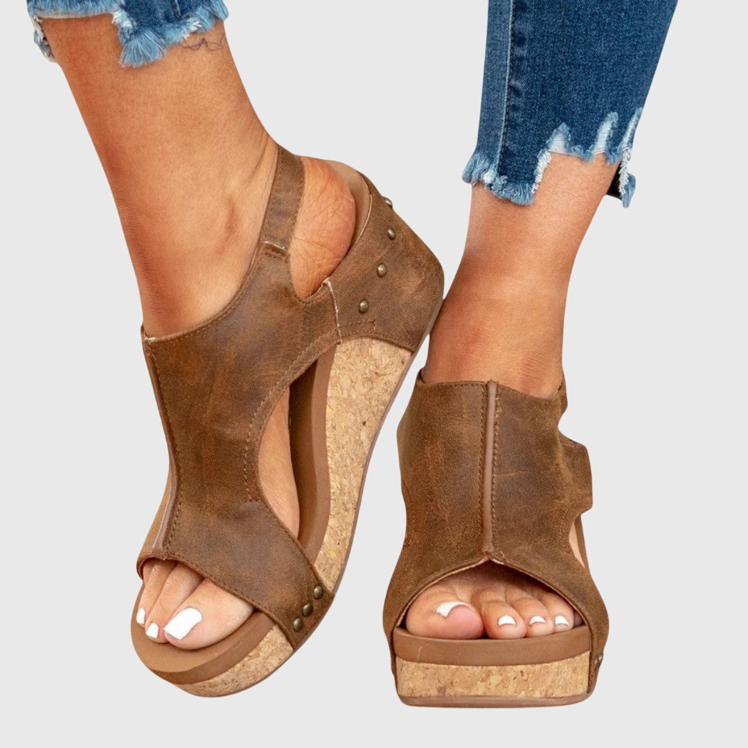 Women’s Comfort Sandals with Cushioned Sole