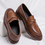 Men's Penny Leather Loafers with Platformed Sole - Pointed Toe Shoes