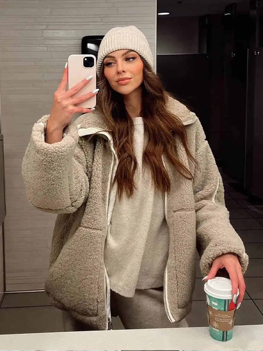 Women's Fleece Zip Up Jacket, Relaxed Teddy Fleece Coat with High Neck and Pockets